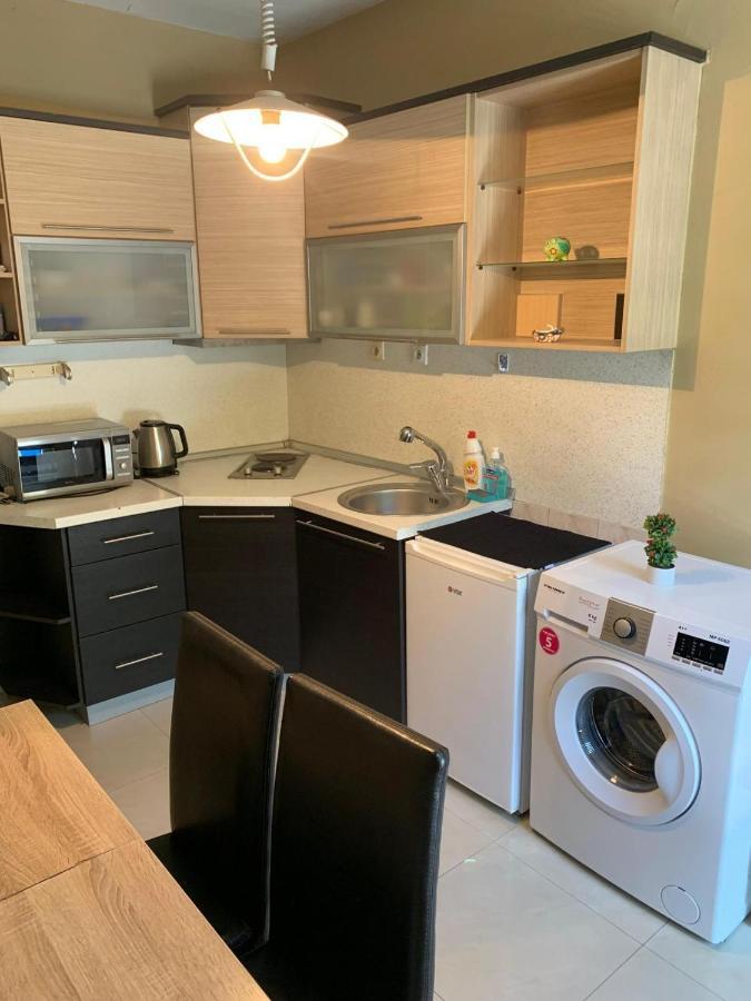 Lungro'S Square Apartment Skopje Eksteriør billede