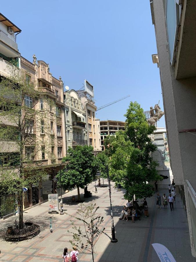 Lungro'S Square Apartment Skopje Eksteriør billede